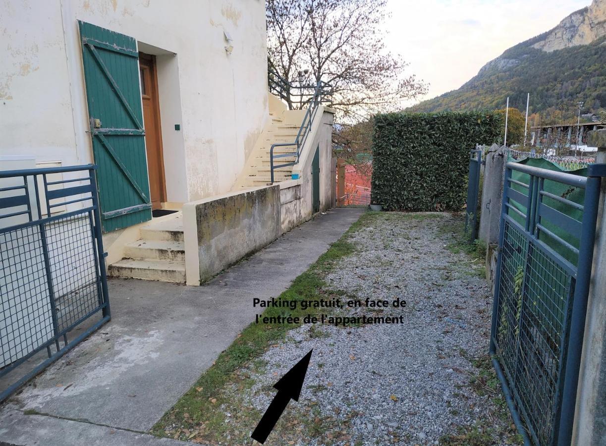 Le Manet - Appartement Proche Centre Ville - Parking Gratuit Bonneville Luaran gambar